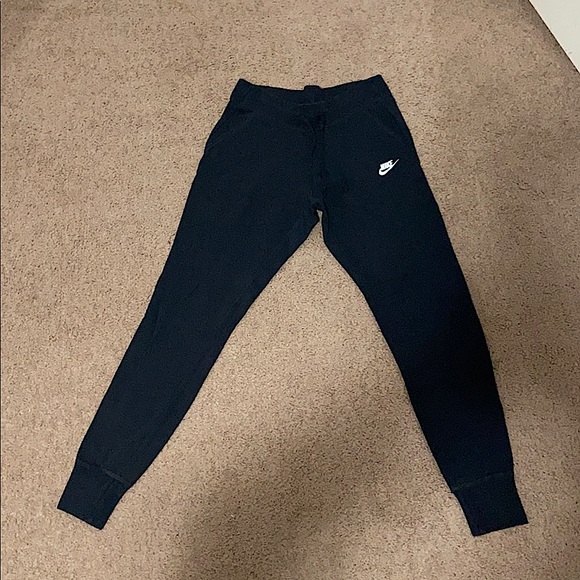 Nike Pants - Nike women jogger